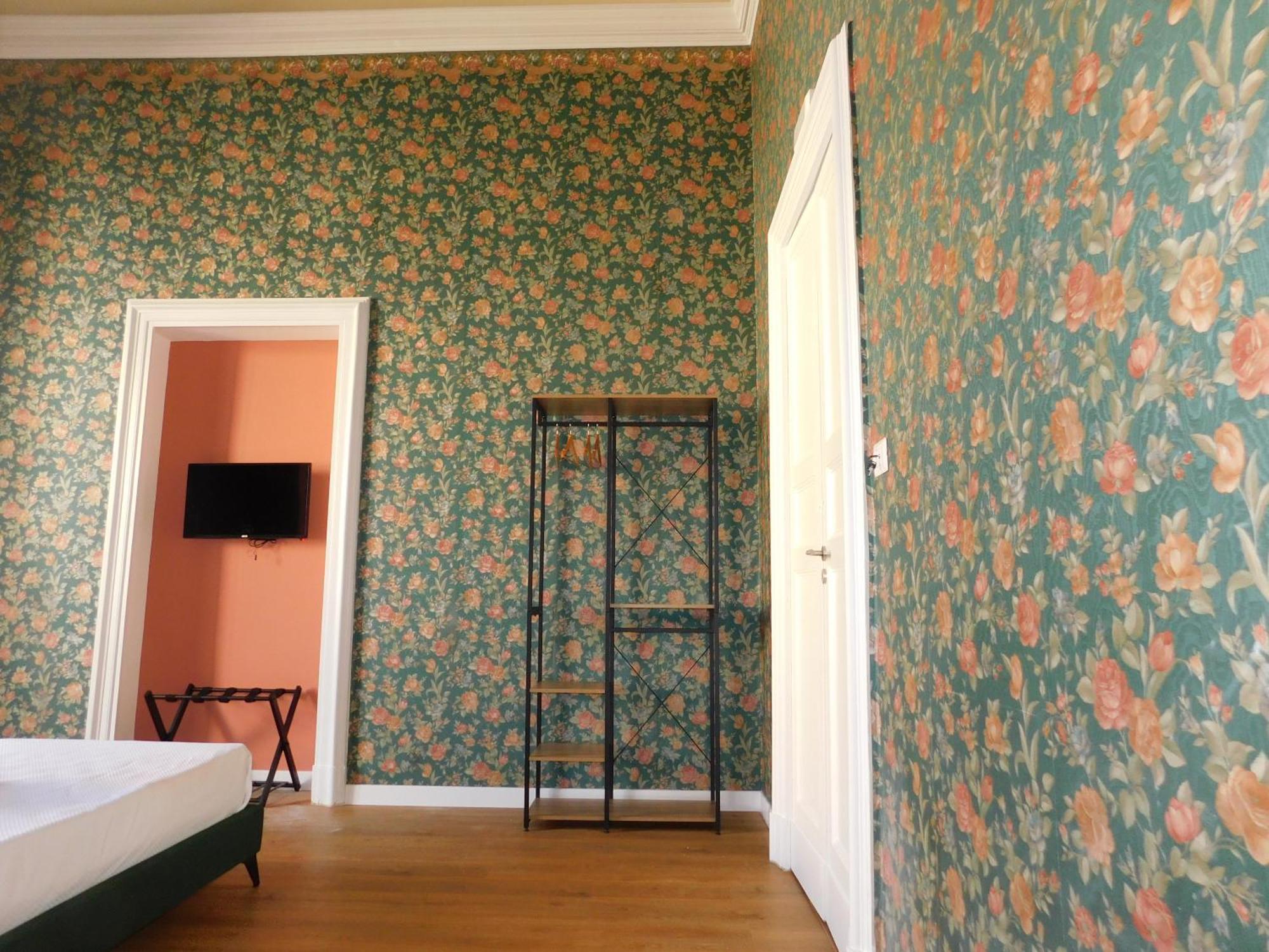 Hibiscus - Etnea Rooms Κατάνια Εξωτερικό φωτογραφία