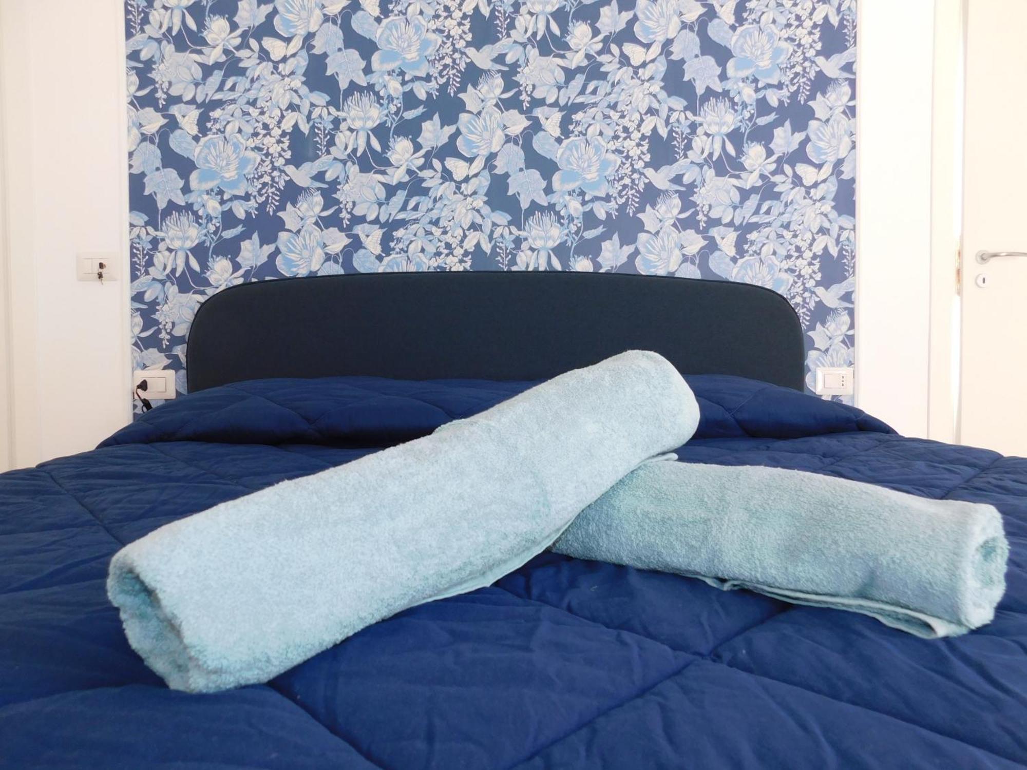 Hibiscus - Etnea Rooms Κατάνια Εξωτερικό φωτογραφία